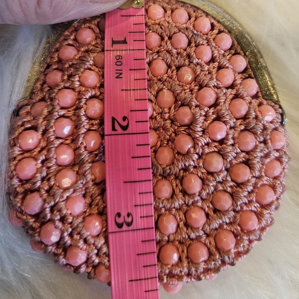 Pink Beaded Vintage Crocheted Coin Purse - Picture 9 of 10